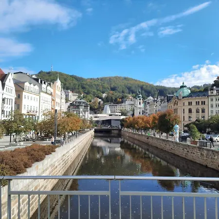 Nad Kolonadou * Karlovy Vary